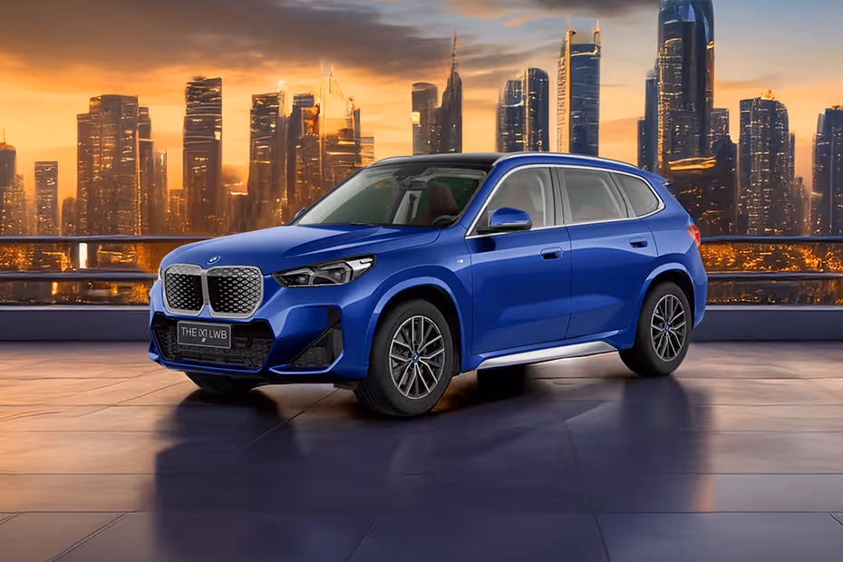 BMW iX1 LWB EV