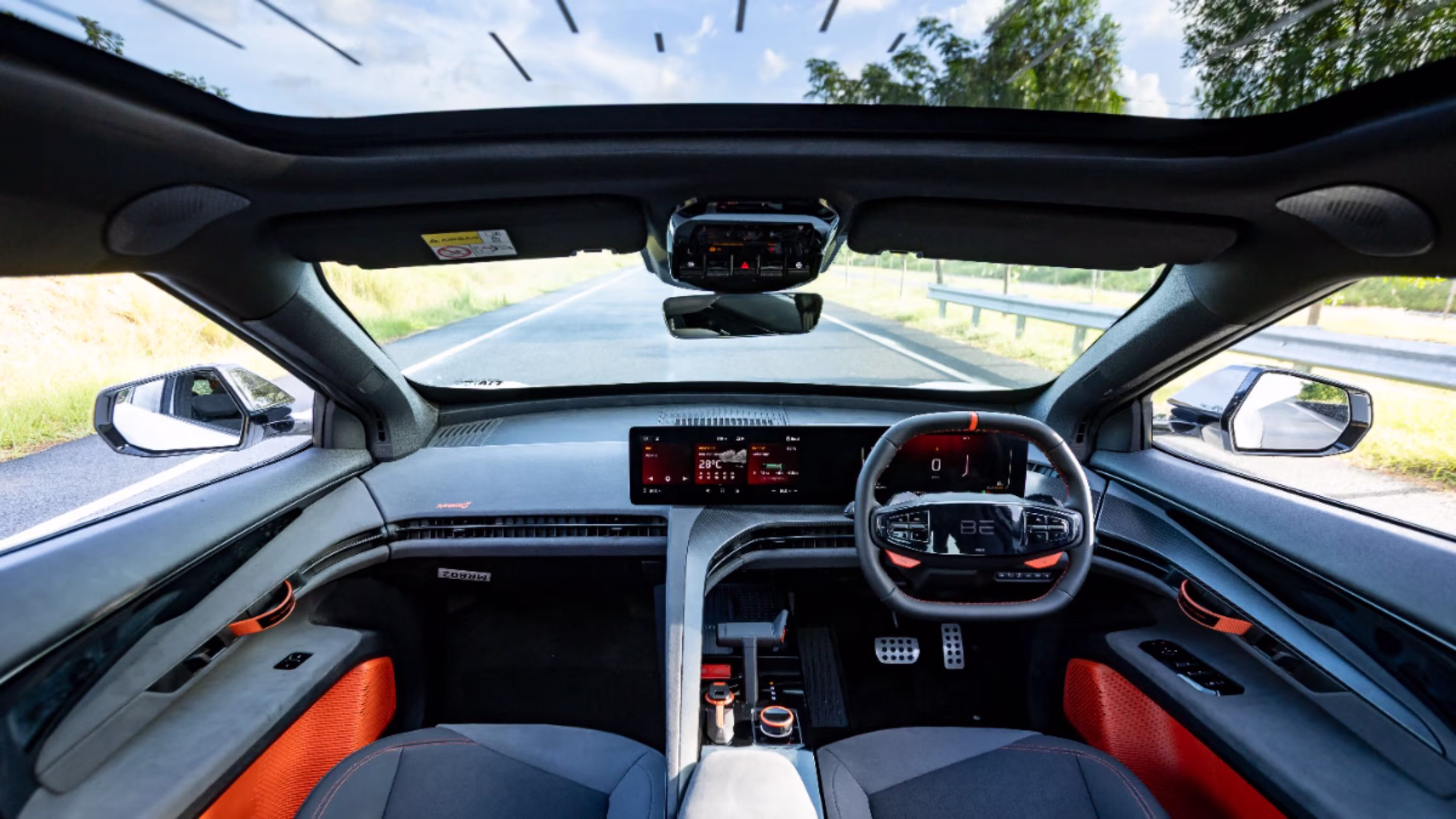 BE6 Formula E Edition - Indterior