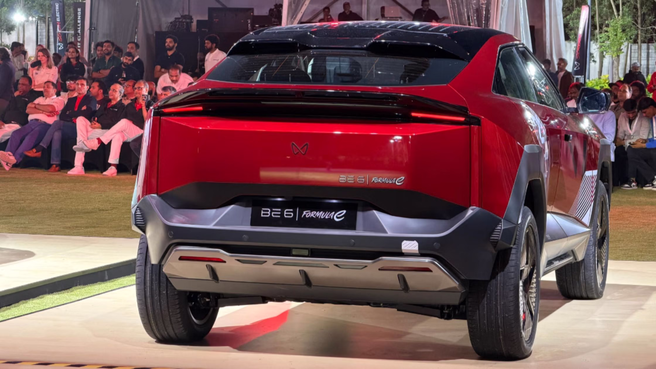 BE6 Formula E Edition - Rear View