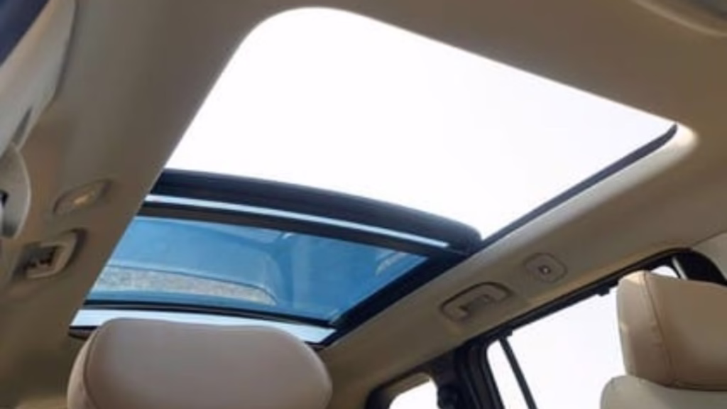 Tata Sierra - Sunroof